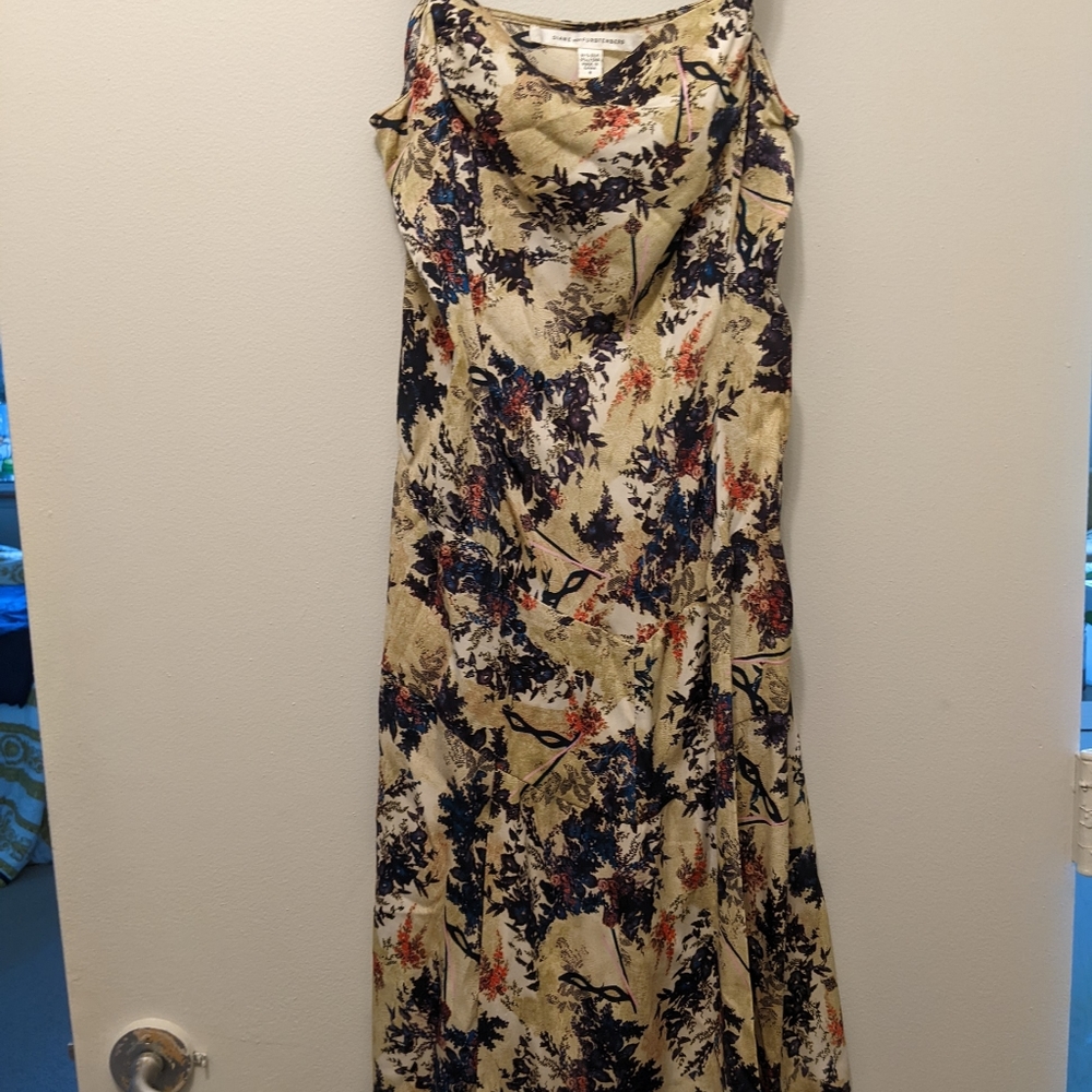 Diane von Furstenberg Silk Floral Dress